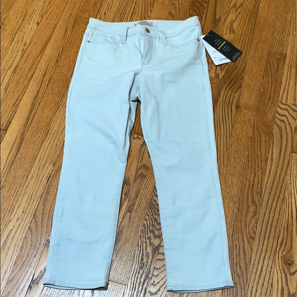 Athleta Sculptek Skinny Crop Jean - Glacier Wash - Picture 5 of 13